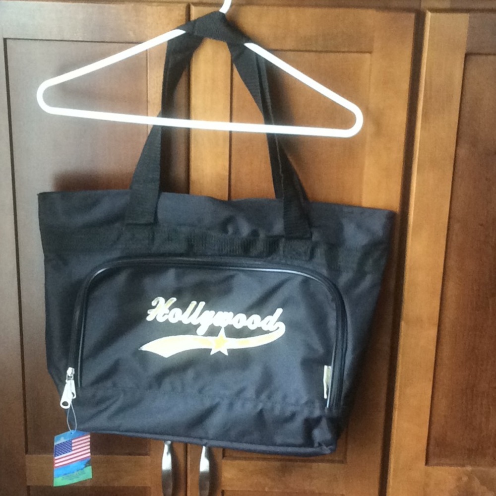 Bovano USA Tote NWT